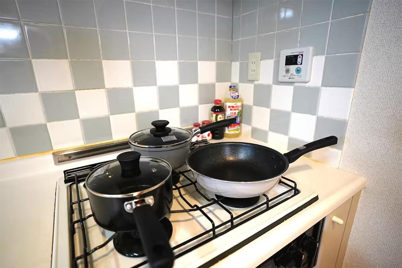 Apartment 204 Nishi-shinjuku Gochome 9 Minutes Walk 40 Square Meters Sleeps Up To 6 People *