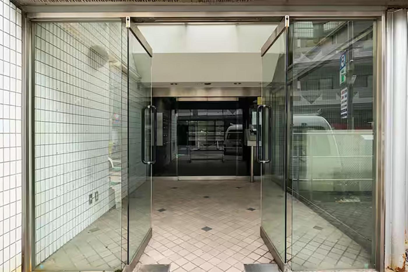 Apartment 204 Nishi-shinjuku Gochome 9 Minutes Walk 40 Square Meters Sleeps Up To 6 People Tokyo