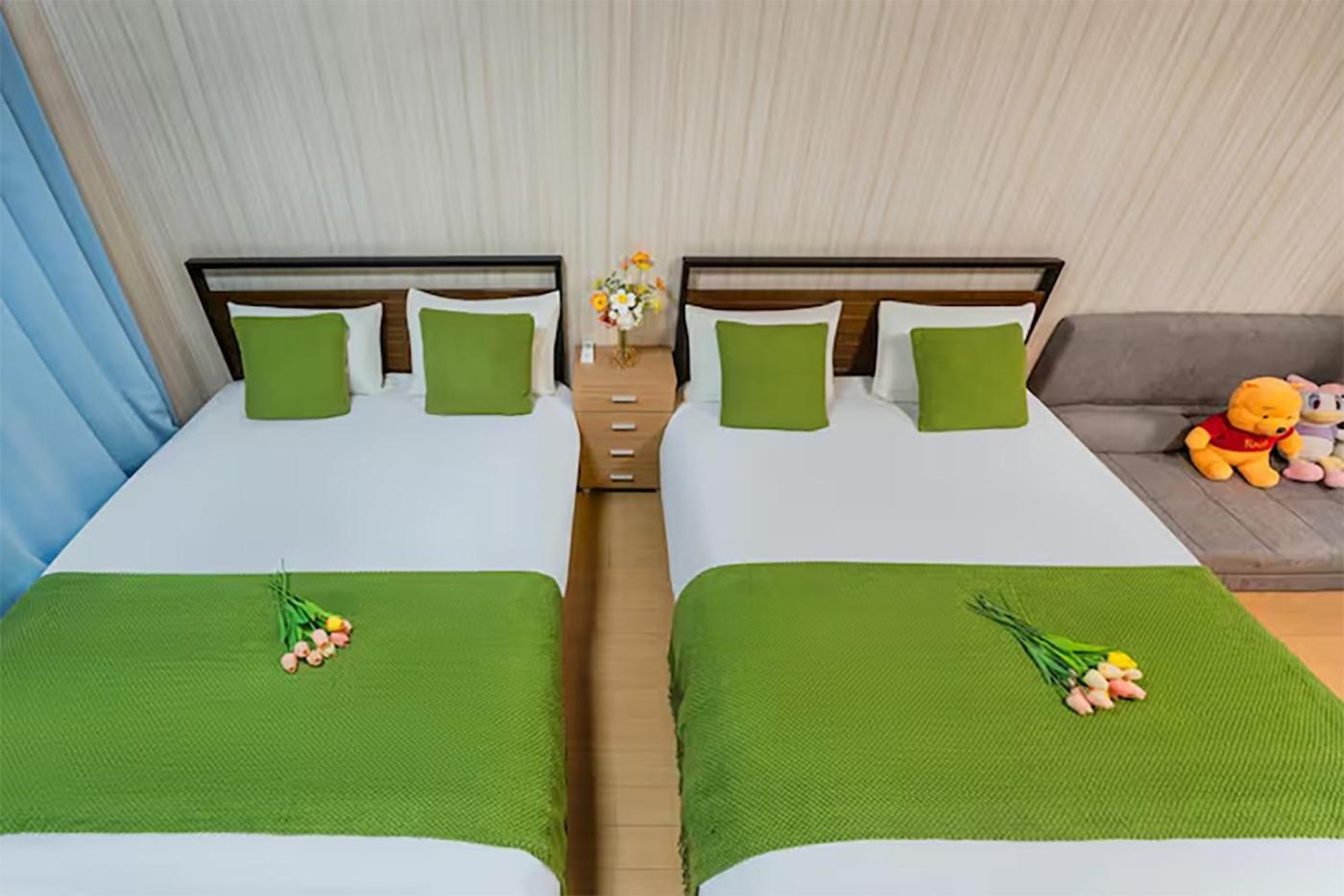 204 Nishi-shinjuku Gochome 9 Minutes Walk 40 Square Meters Sleeps Up To 6 People *
