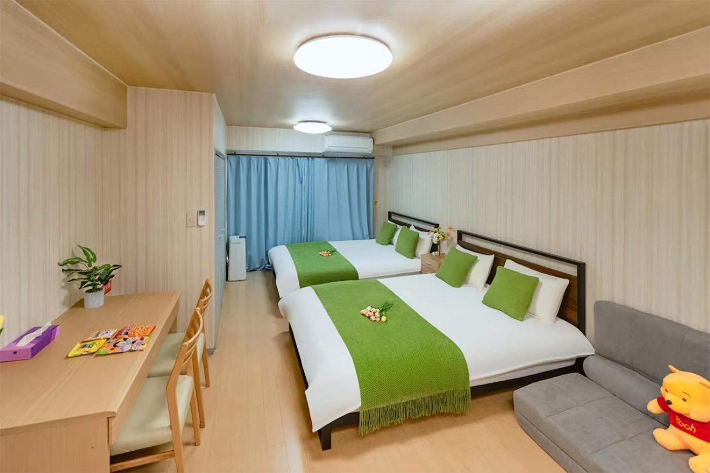 204 Nishi-shinjuku Gochome 9 Minutes Walk 40 Square Meters Sleeps Up To 6 People *